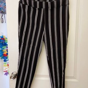 Stripped stretch pants